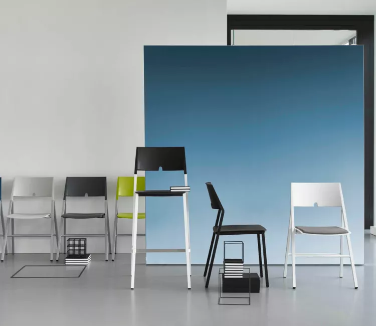 moments furniture_Casala