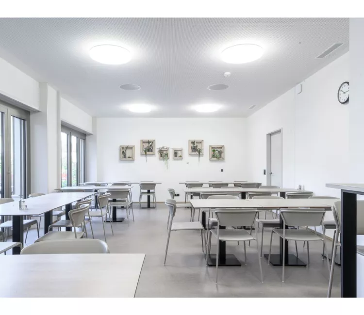 Moments Furniture_EMS St. Bernhard Wettingen