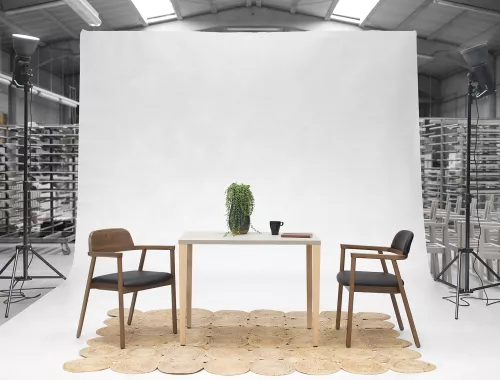 moments production seating collection_moments furniture_tafel Pure Punta Pure curve Vino